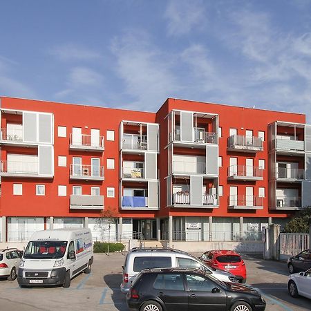 Apartment Sunset Colours Umag Exteriör bild